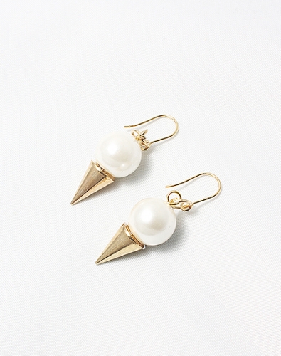Pearl Cone Earring
