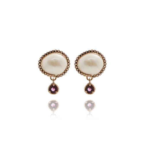 Oval Shape Pearl Drop Earrings