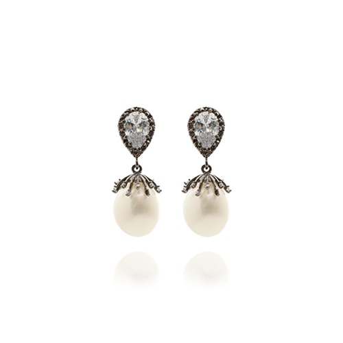 Dark Silver Pearl Drop Earrings