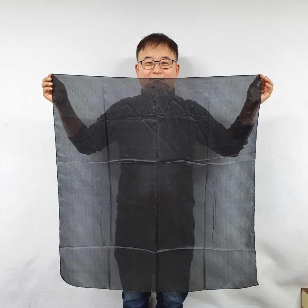 36-inch high-end silk handkerchief (black) [100% silk] (90 cm × 90 cm) - Magic tools Magic supplies