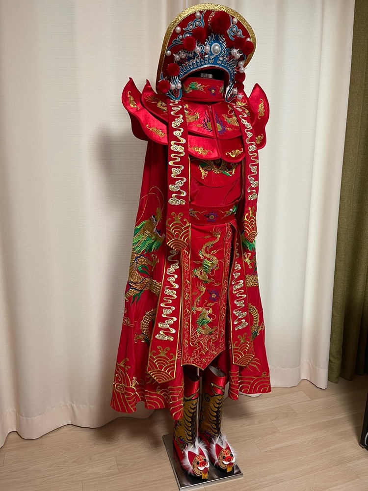 [맞춤 제작] 일본으로 수출하는 변검 공연 의상 세트입니다 This Is A Set Of Costumes For A Bian Lian Performance Exported To Japan[맞춤 제작] 일본으로 수출하는 변검 공연 의상 세트입니다 This Is A Set Of Costumes For A Bian Lian Performance Exported To Japan