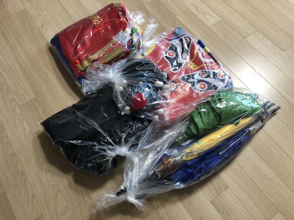 [새 상품 기성복] 중국 변복 변검 의상 세트 [New Product Ready To Wear] Chinese Bian Lian Costume Set[새 상품 기성복] 중국 변복 변검 의상 세트 [New Product Ready To Wear] Chinese Bian Lian Costume Set