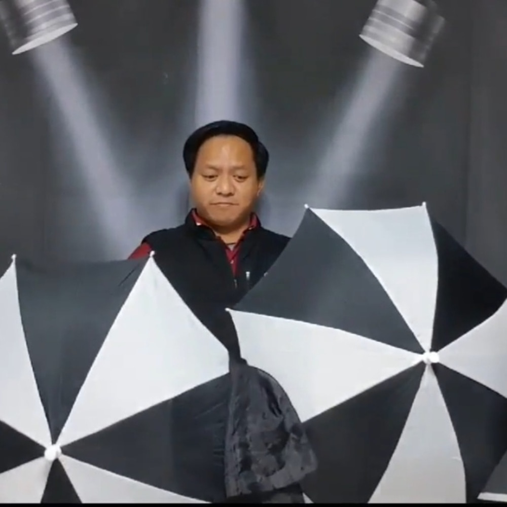 나타나는쌍둥이우산(검정&amp;흰색) Twin Umbrella (Black &amp; White)나타나는쌍둥이우산(검정&amp;흰색) Twin Umbrella (Black &amp; White)