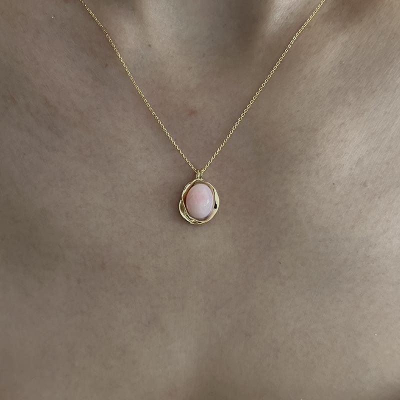 &#039;The rose&#039; pink opal necklace