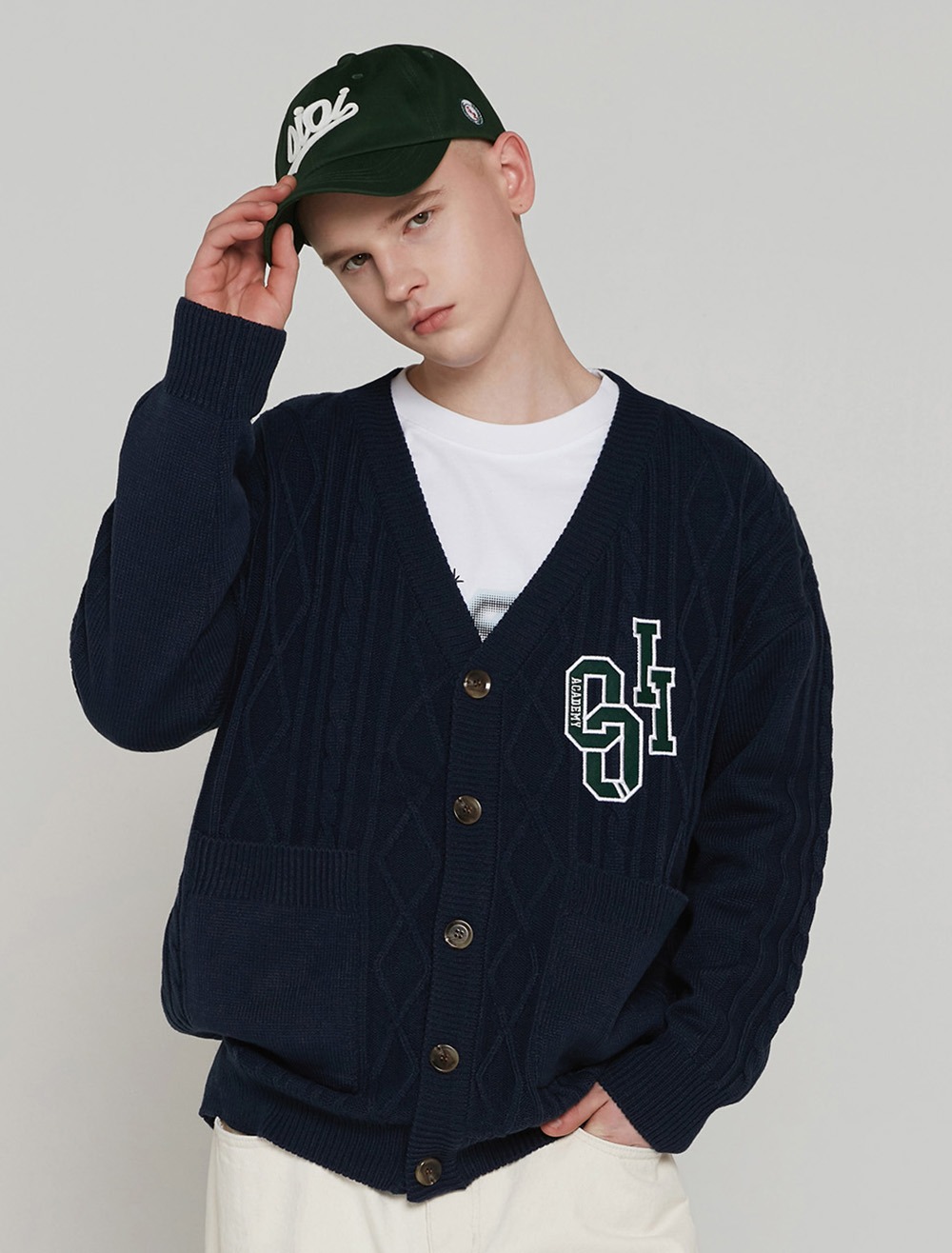OVERSIZED CABLE KNIT CARDIGAN [NAVY]