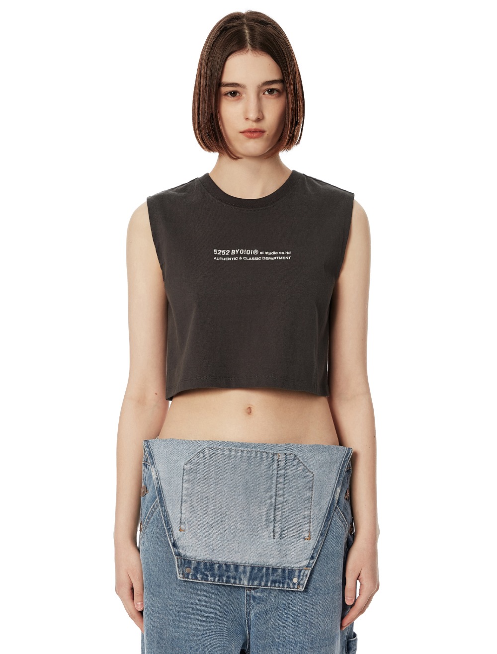 AUTHENTIC SLEEVELESS CROP TOP [CHARCOAL]