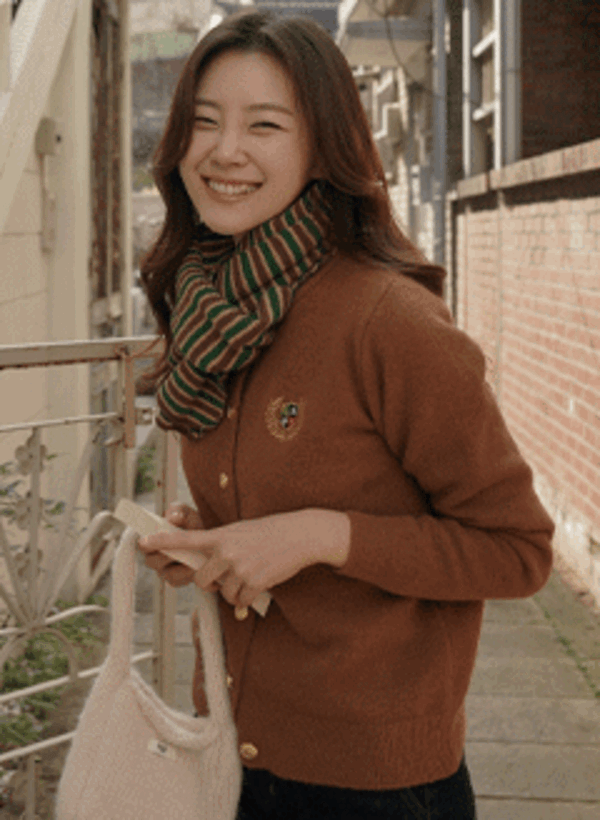 韓國學院風刺繡針織外套