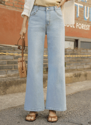 韓國顯腿長的喇叭牛仔褲
