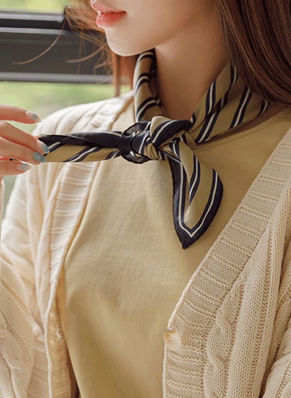 韓國條紋四方型絲巾