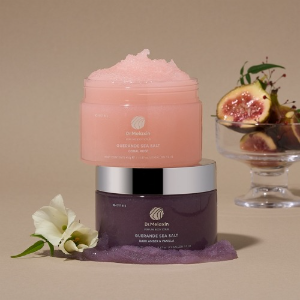 Dr.Melaxin Guerande Sea Salt Perfume Body Scrub #Dark Amber &amp; Vanilla in a premium 450g jar.