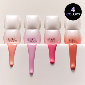 BLESSED MOON Veil Melting Color Blush 3.8g