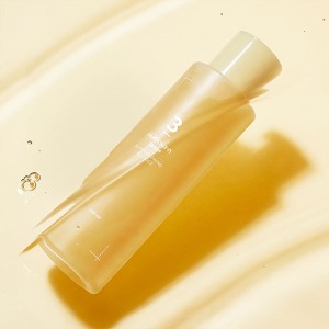 numbuzin No.3 Super Glowing Essence Toner 200ml