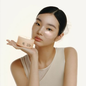 Beauty Of Joseon Revive Under Eye Patch 93g (60ea) showing hydrogel patches with a pearl-glow essence for firming care.
