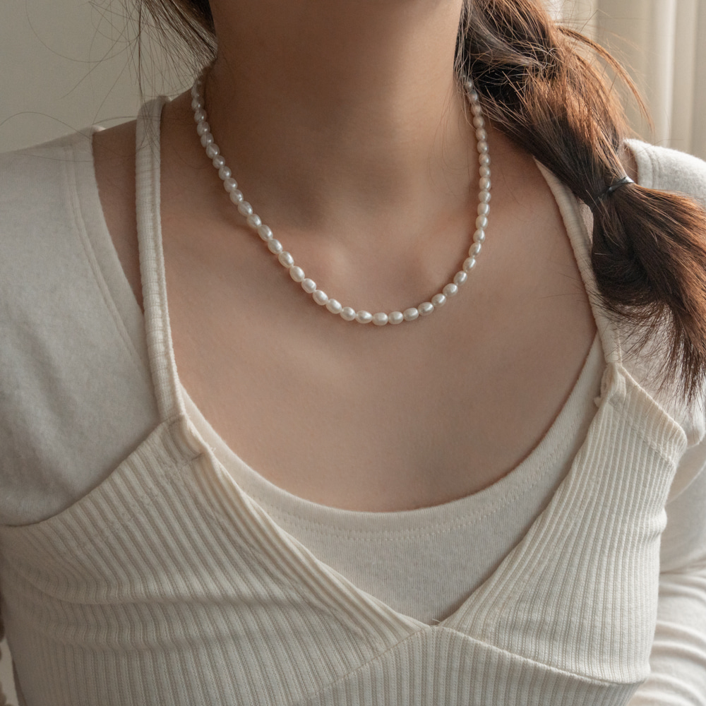 Oval Pearl Silver 925 Necklace