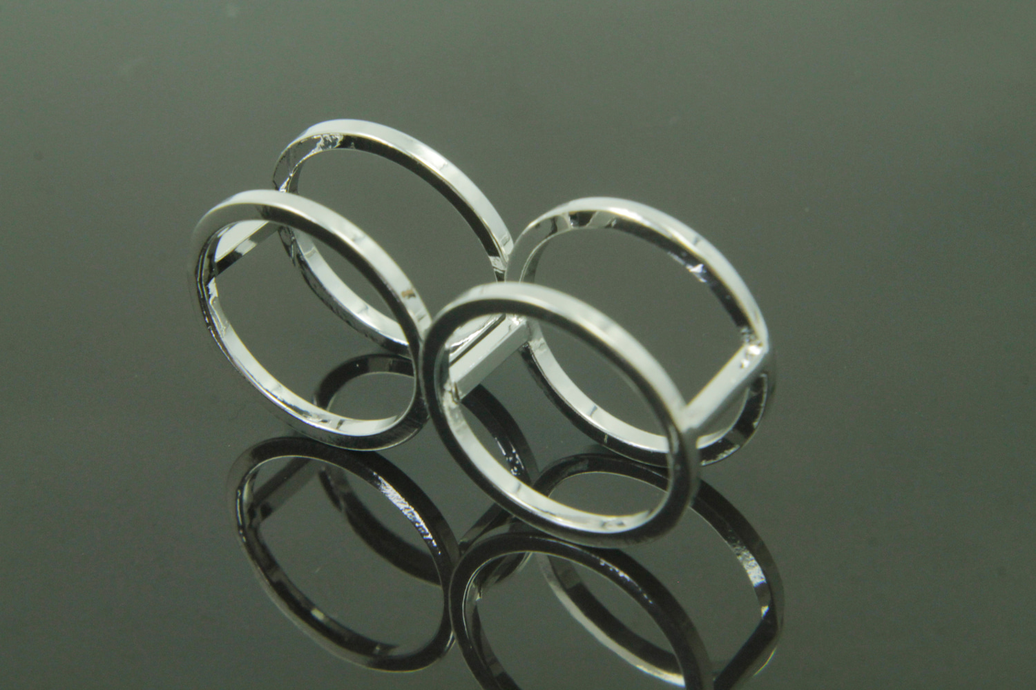 [S90-R1]Wire round ring, Nickel free, 1 piece, Geometric round finger ring, Original rhodium plated brass