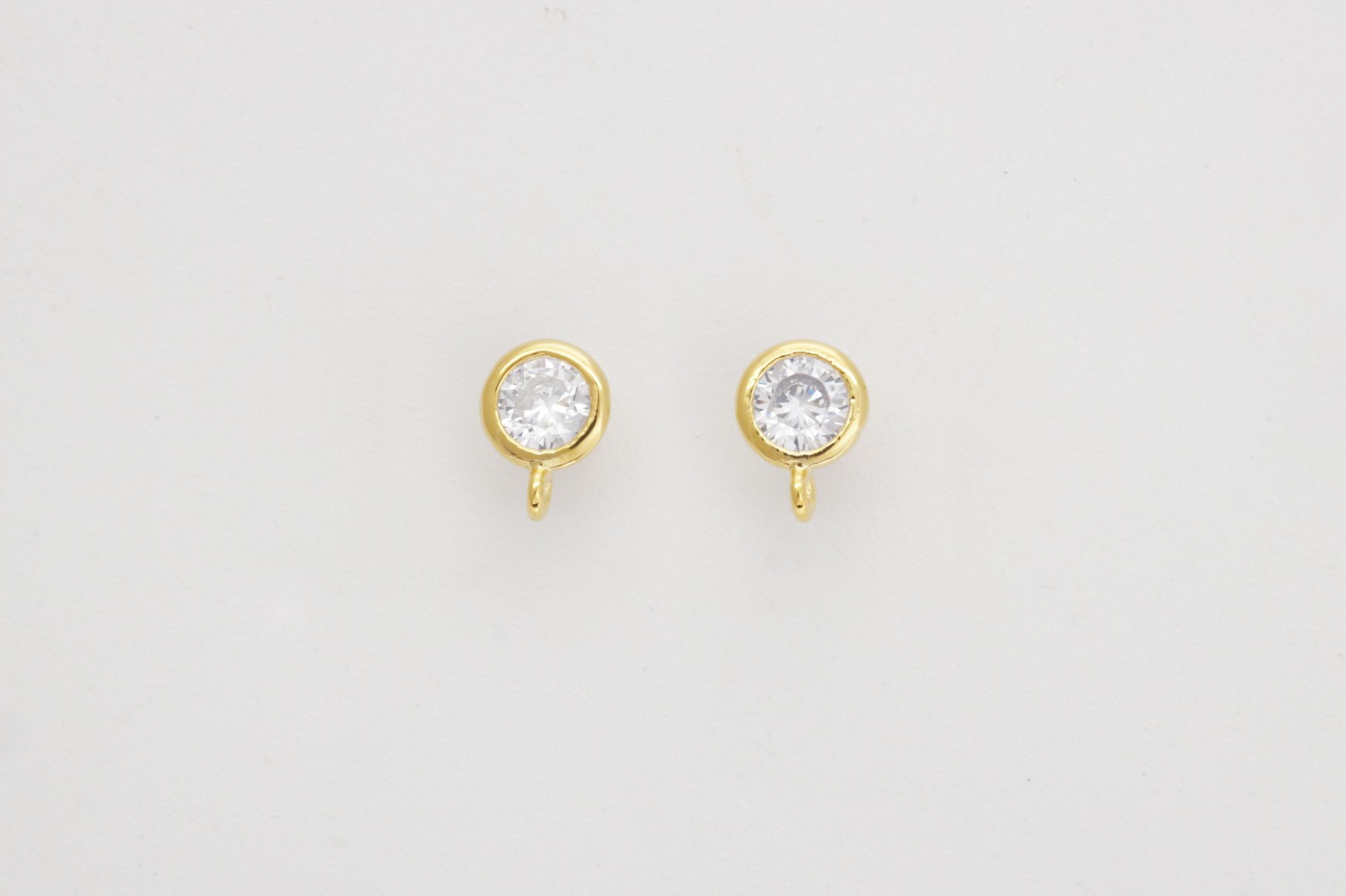 Round Cubic Earring Post w/ open link