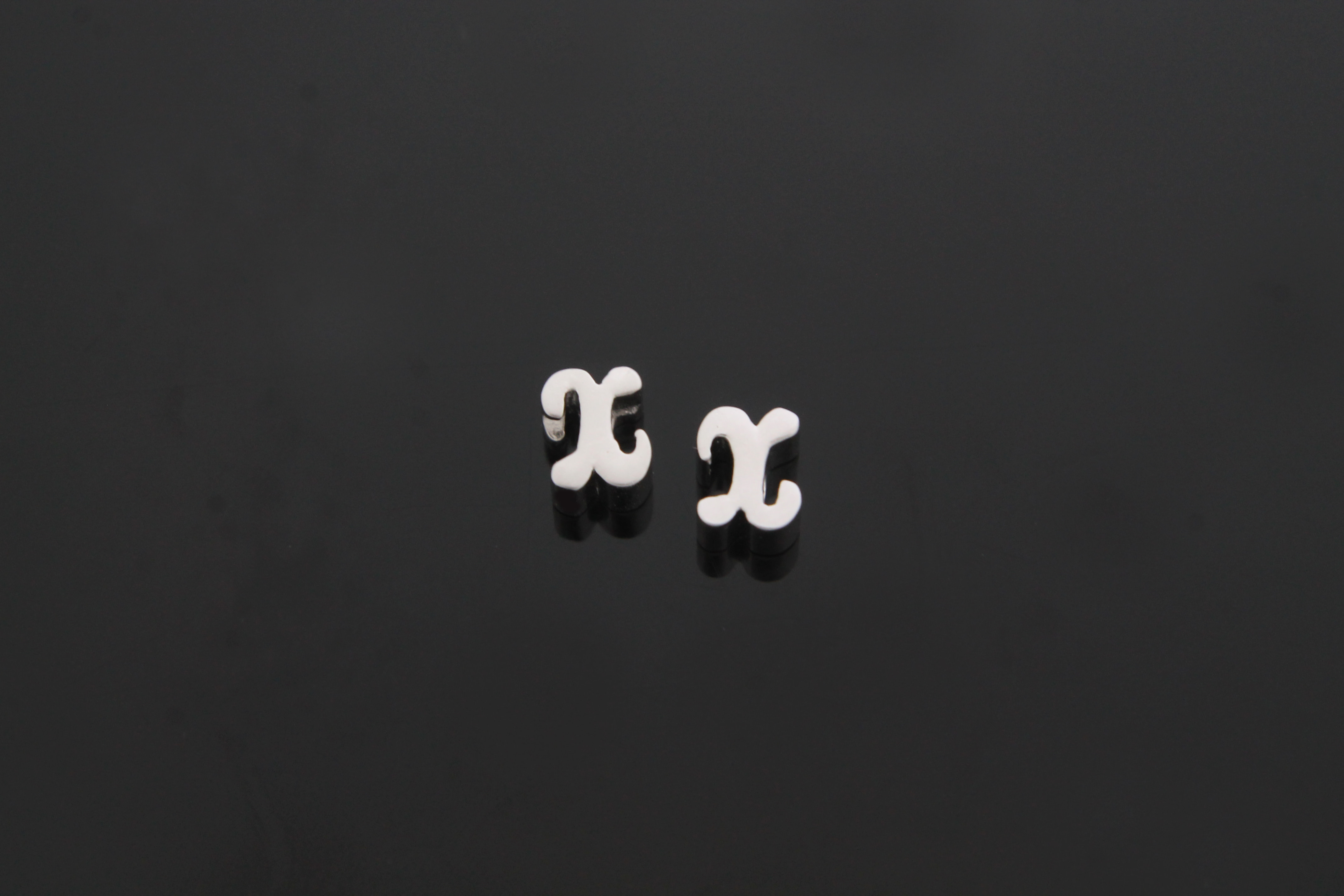 알파벳소문자 x, AX-R10, 2개, 무광화이트골드도금, 5x5x3mm
