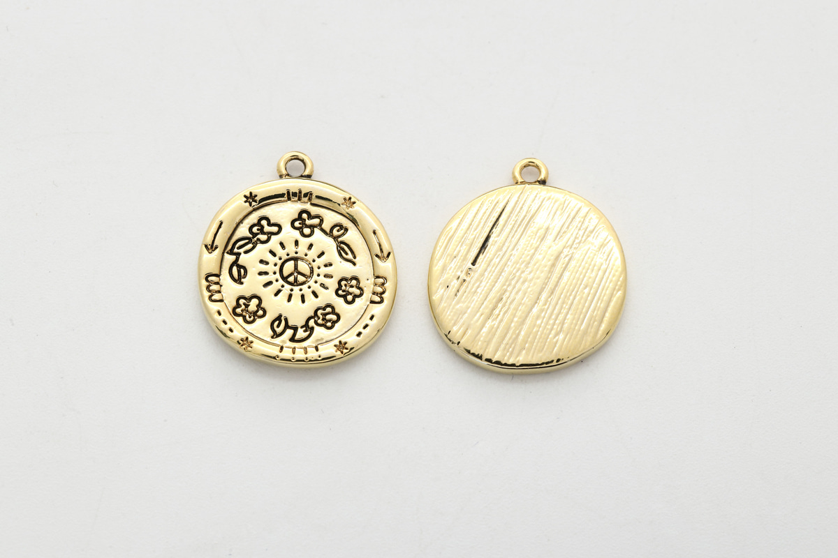 [Q16-G10A] Spring flower pendant, Antique gold plated brass, Unique pendant, Round pendant, Jewelry making supplies, 1 piece