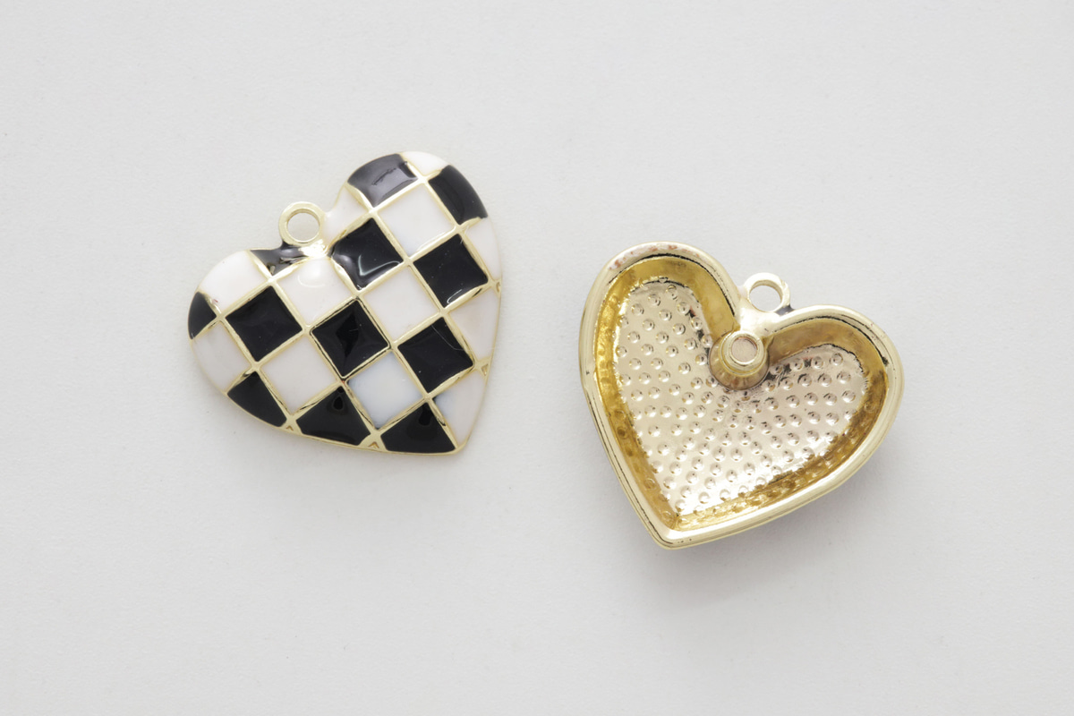 [N50-G3] Checkerboard heart pendant, Zinc alloy, Epoxy, Nickel Free, Wholesale jewelry supplies, Cute charm, 1 piece