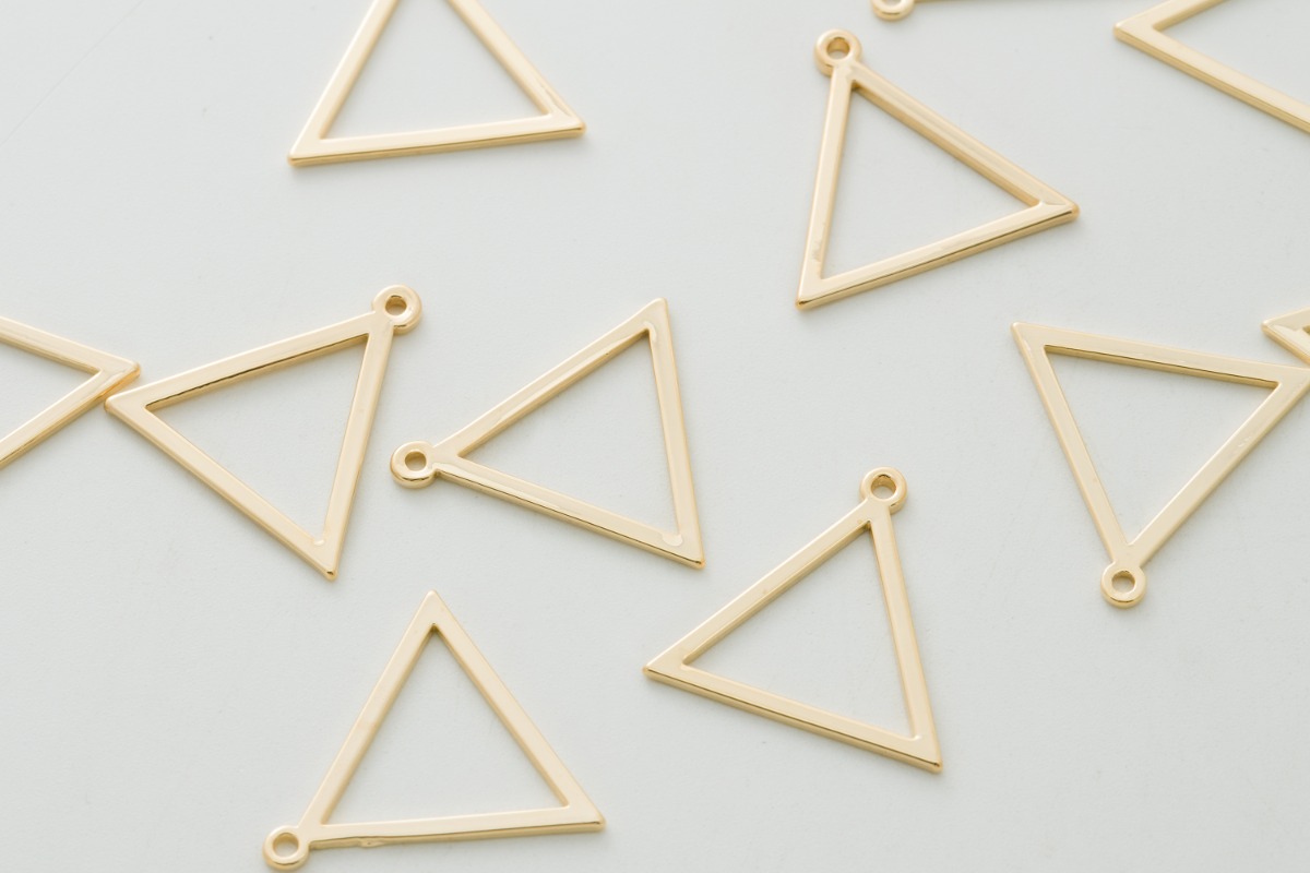 [G19-G7] Triangle charm, Brass, Nickle free, Simple charm, Wholesale jewelry making supplies, Earring making pendants, 2 pcs