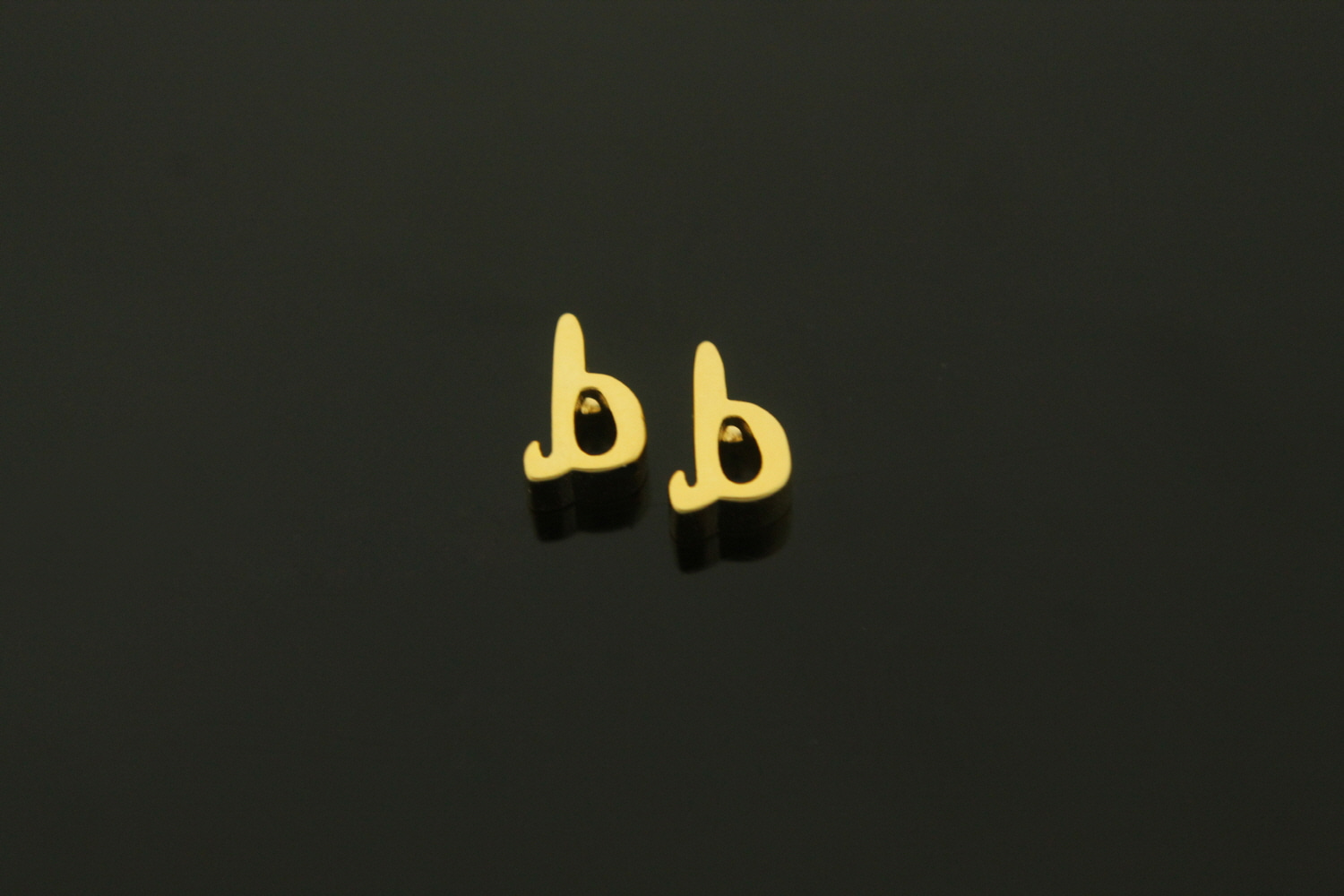 알파벳소문자 b, AB-G10, 2개, 무광골드도금, 7x4x3mm