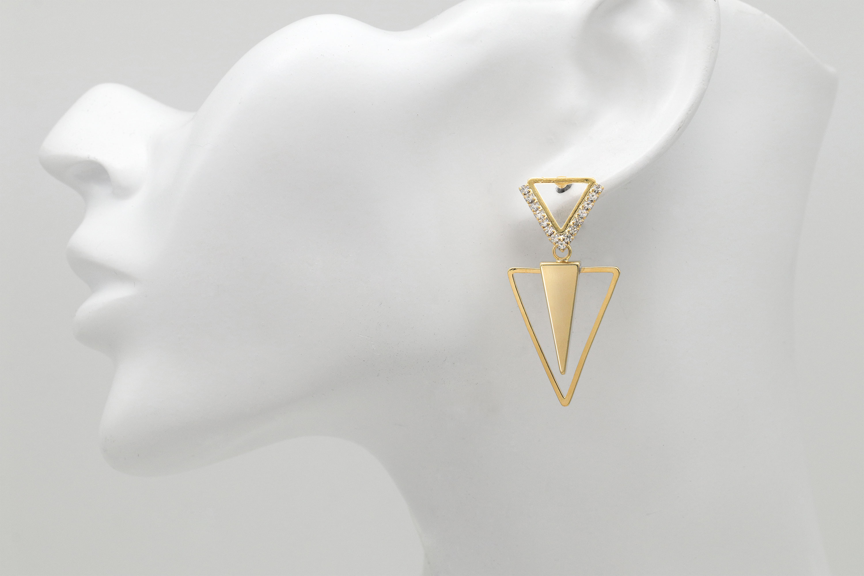 Cubic triangle earring post, Q13-P6