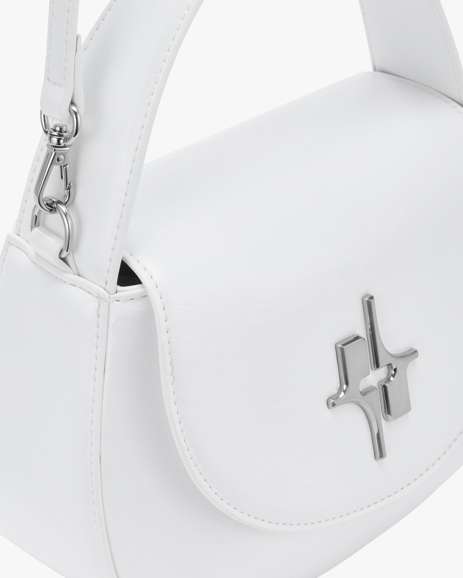 【FIND KAPOOR】24FW新作★ ILA Egg Bag 18 FINDKAPOOR - EN