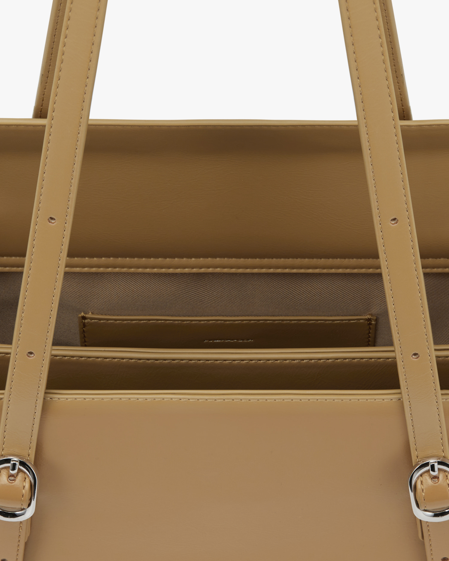 【FIND KAPOOR】 Pillow Shoulder Bag 31 3色 ★送料関税込み★ FINDKAPOOR - EN