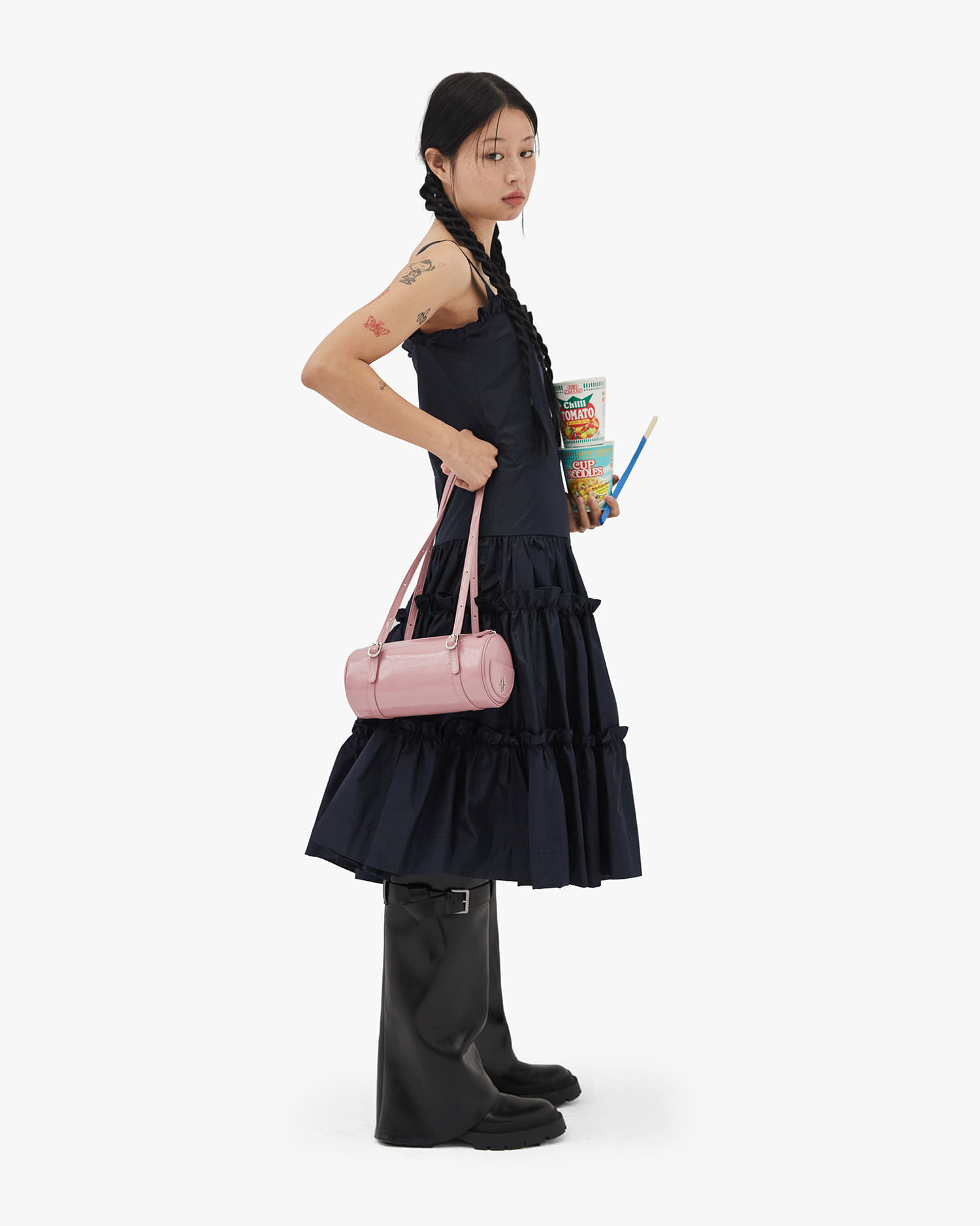 【FINDKAPOOR】24FW : PILLOW BAG 23 / 追跡付 FINDKAPOOR - EN