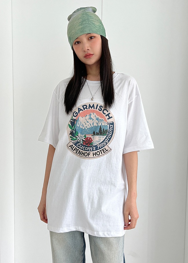 Front Graphic Print Loose T-Shirt