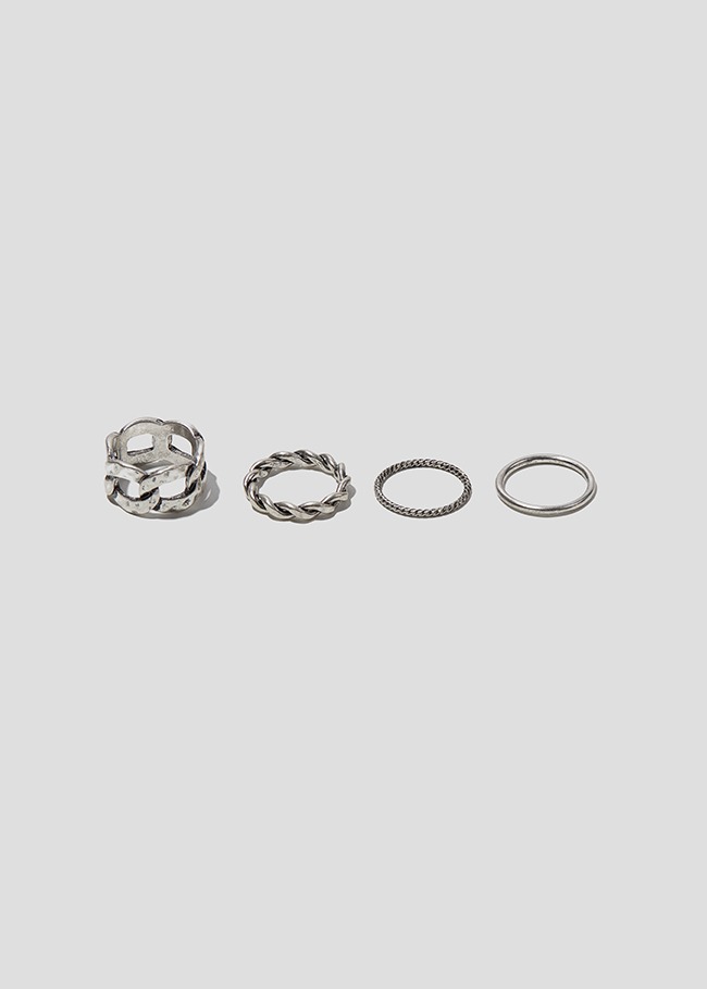 Assorted 4-Piece Ring Set