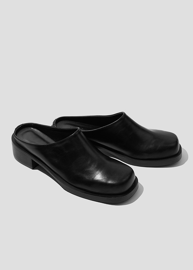 DARKVICTORY方形楦頭潤澤仿皮穆勒鞋