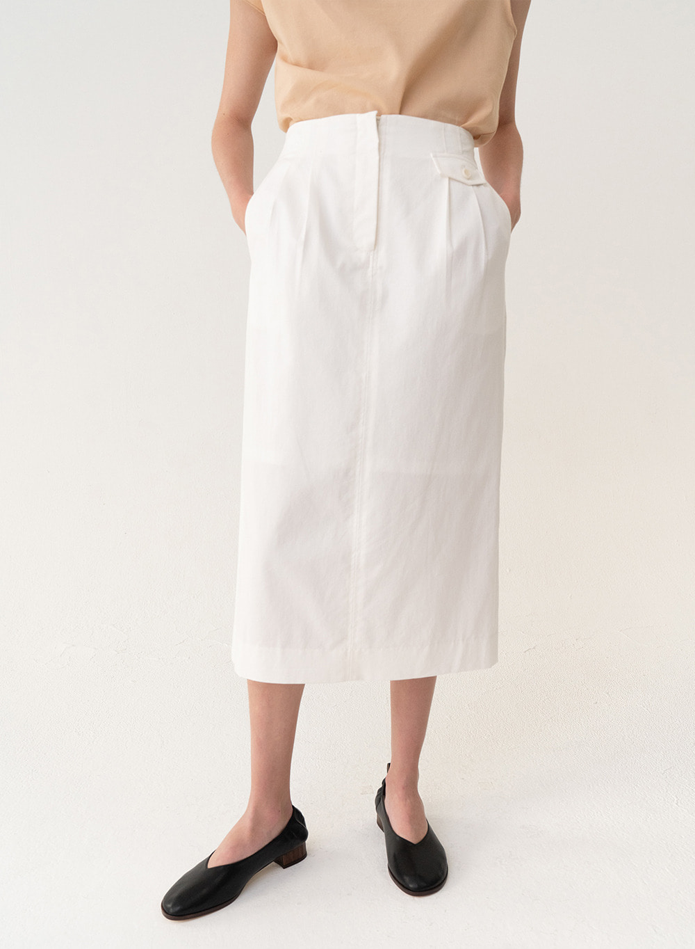 [ESSENTIAL] Original H-line Skirt White