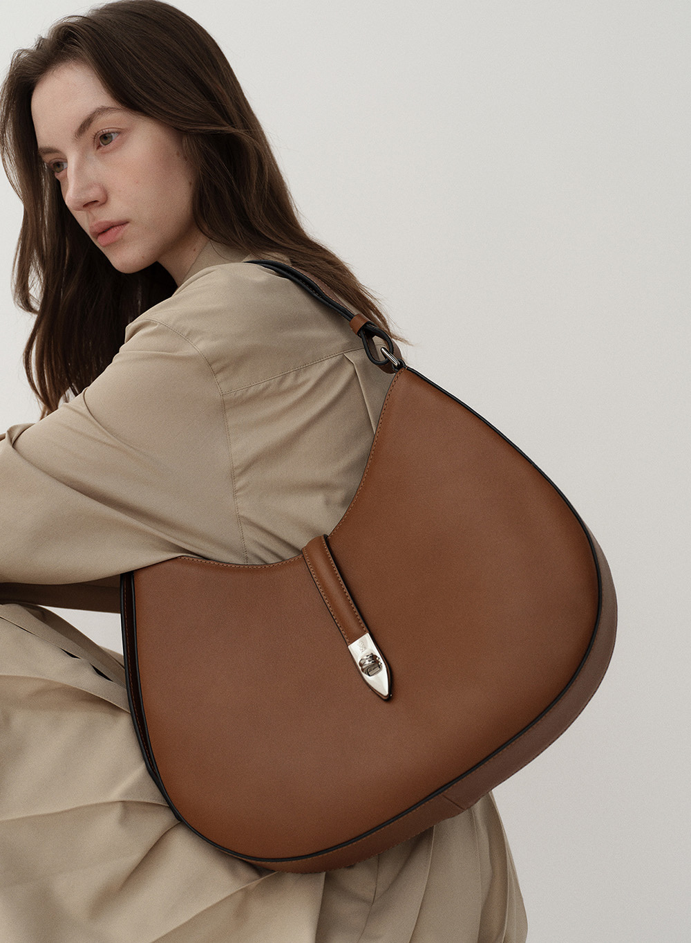 PF23 Maude Hobo Bag Brown