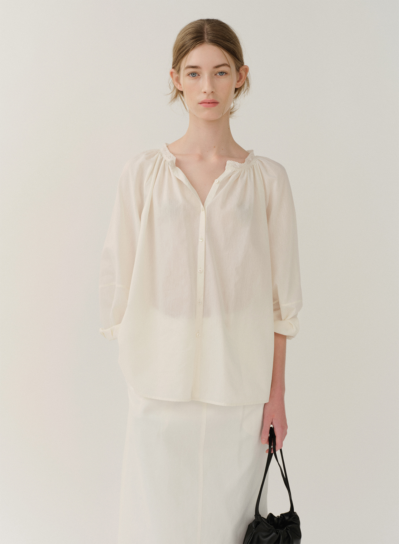 トップス Kindersalmon FW23 Shirring Blouse Ivory TOPS - KINDERSALMON