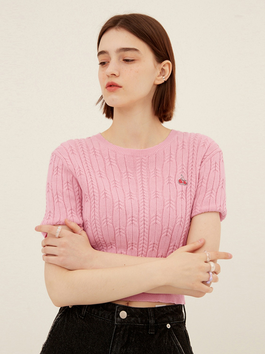 SMALL CHERRY CABLE CROP SHORT SLEEVE KNIT [PINK](6월 2일 예약발송)