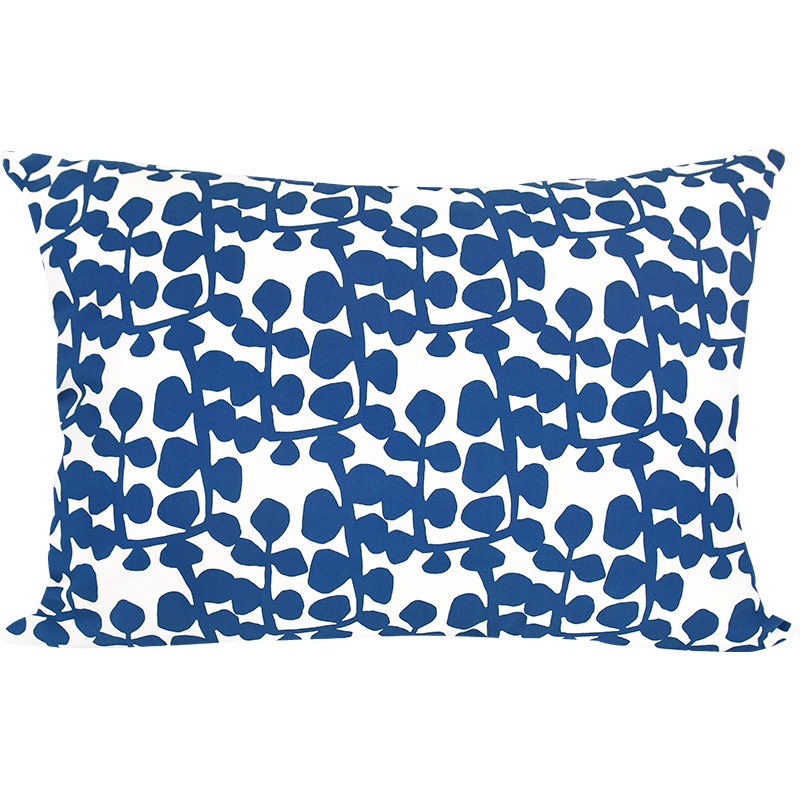 Blue Seaweed Pillowcase by Jessica Nielsen 블루 씨위드 베개 커버 by제시카 닐슨