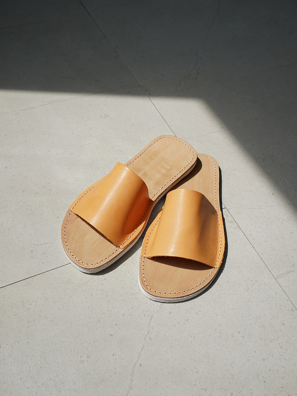 Cover Basic Sandals Tan