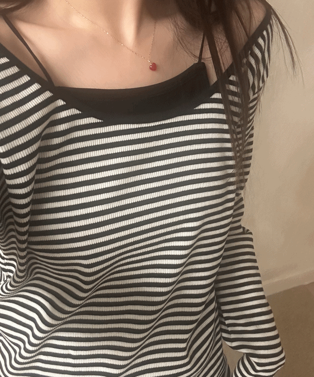 [무료배송]투웨이 / 양면 착용 딥 유넥 배색 스트라이프 루즈핏 긴소매 티셔츠