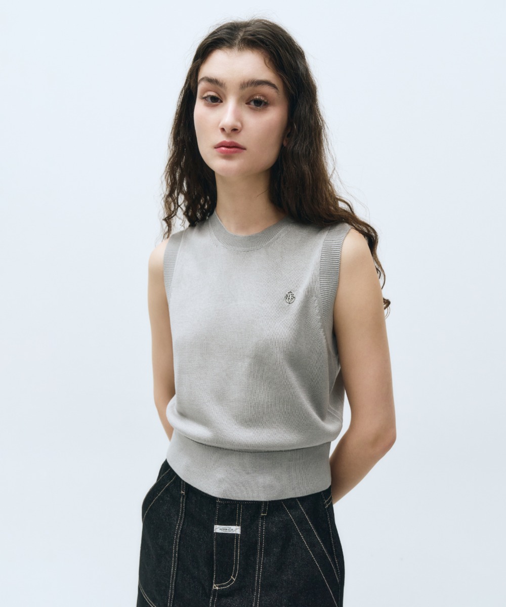 W CIRCLE LOGO KNIT VEST light gray