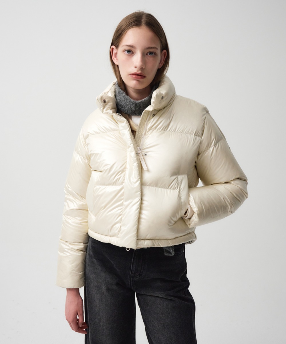W GLOSSY DUCK DOWN CROP PUFFER ivory