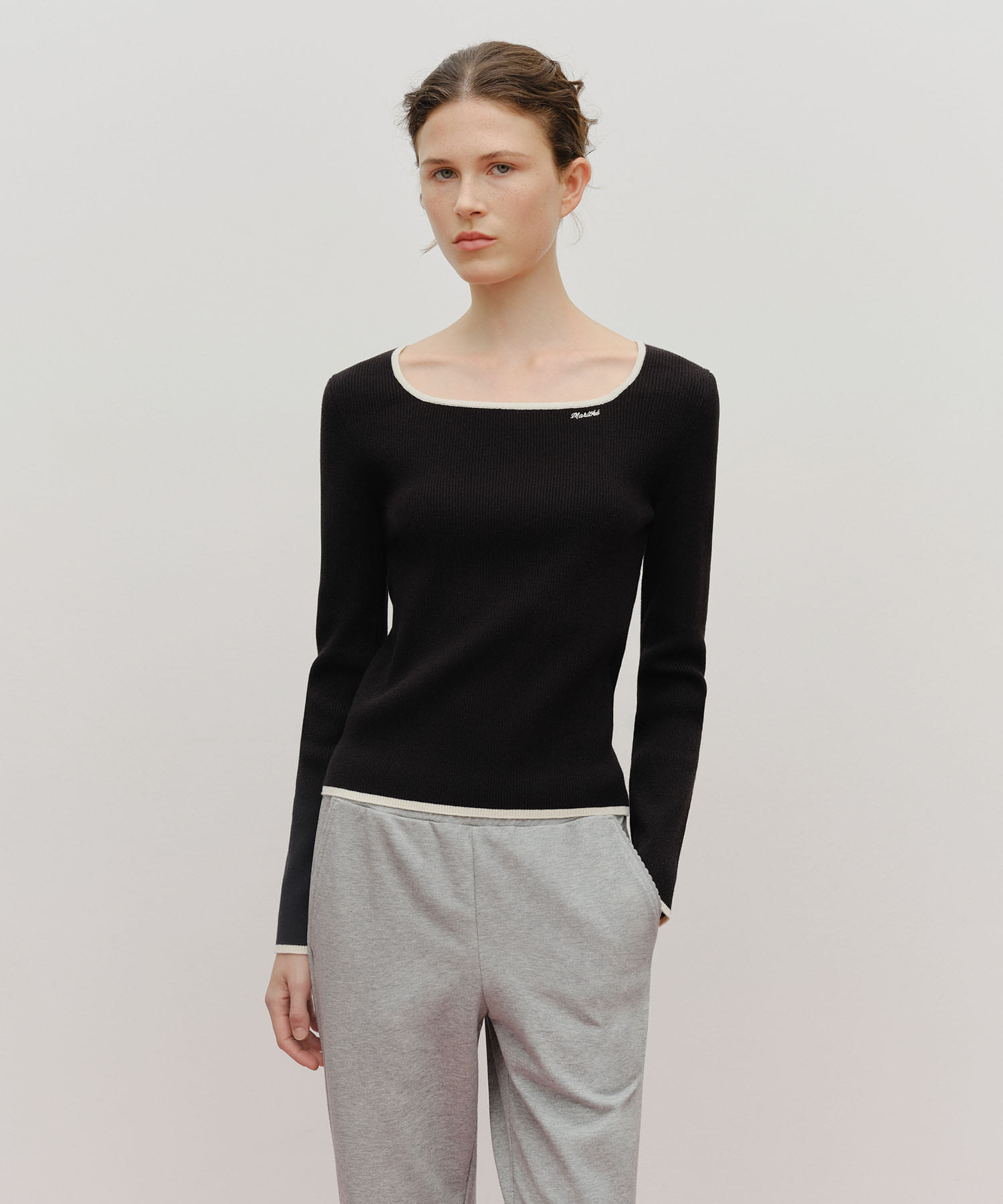 W COLOR POINT SQUARE NECK KNIT PULLOVER black