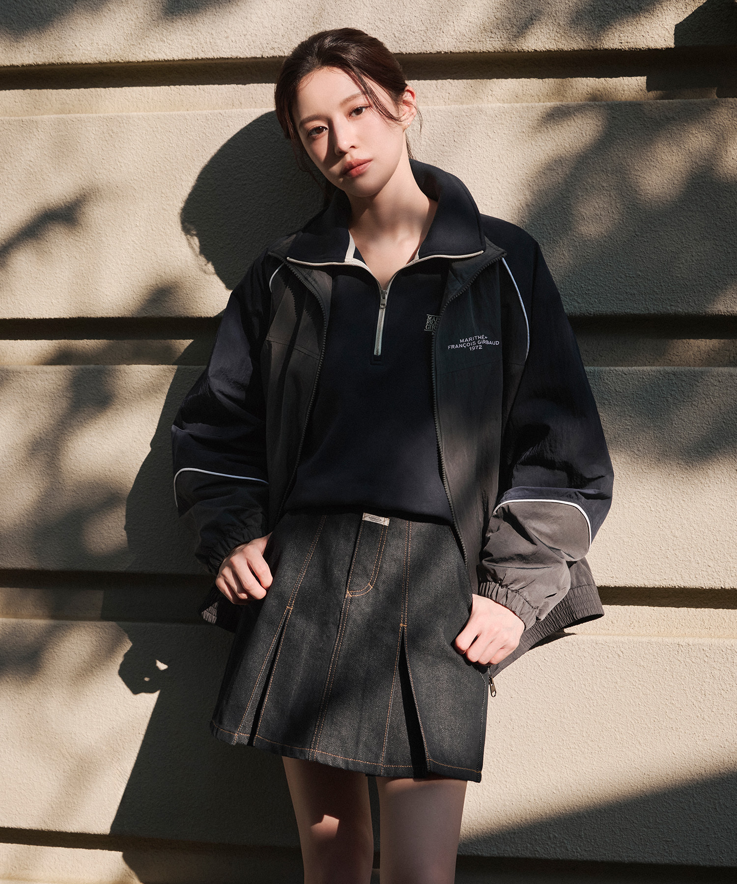 W DENIM PLEATED MINI SKIRT dark blue