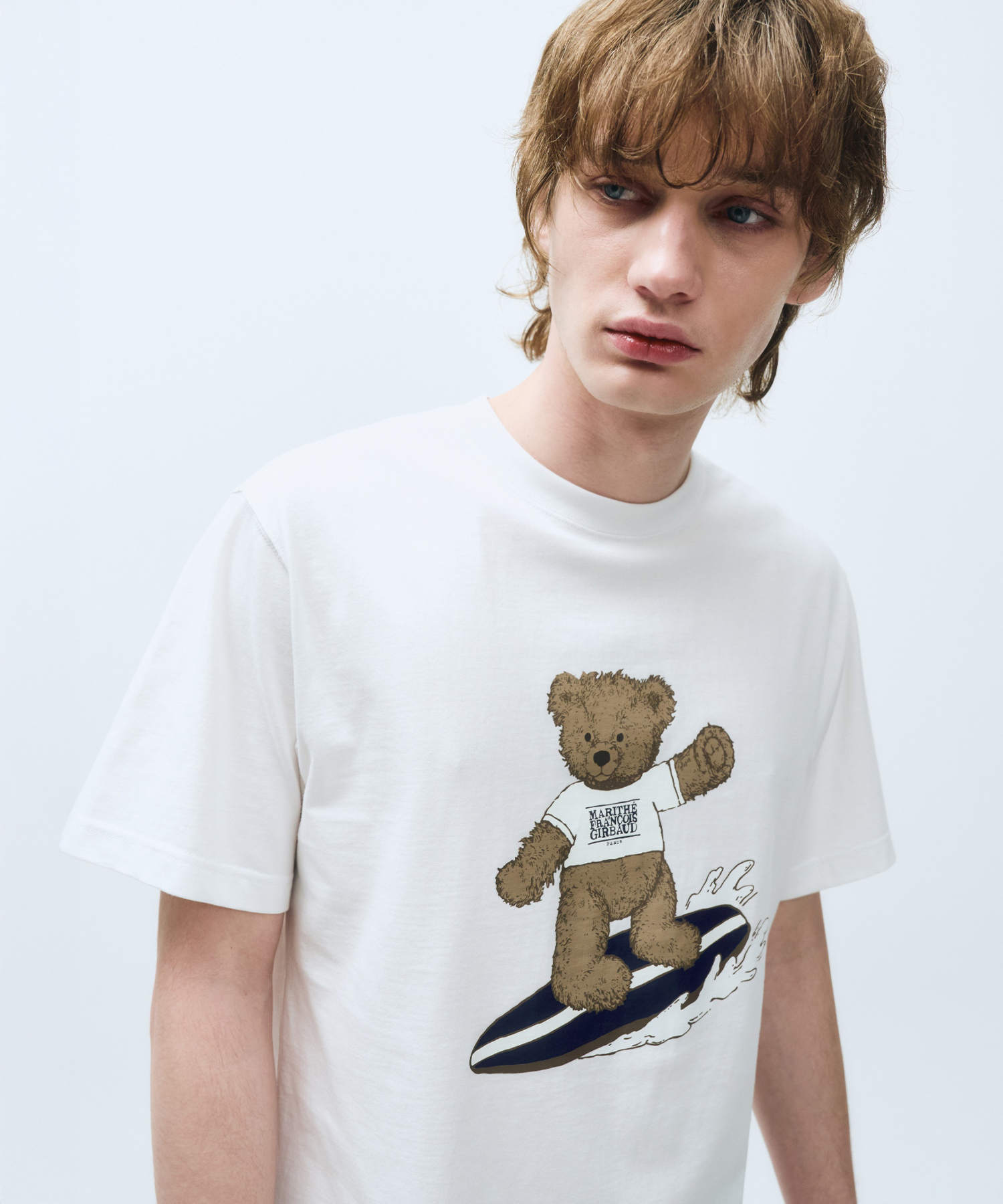 SURFING DOODLE BEAR TEE white - MARITHÉ+FRANҪOIS GIRBAUD