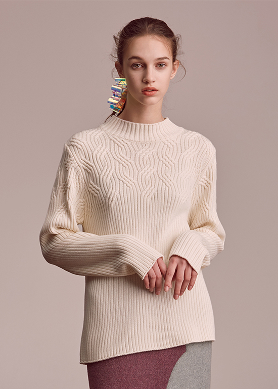 white chain knit top