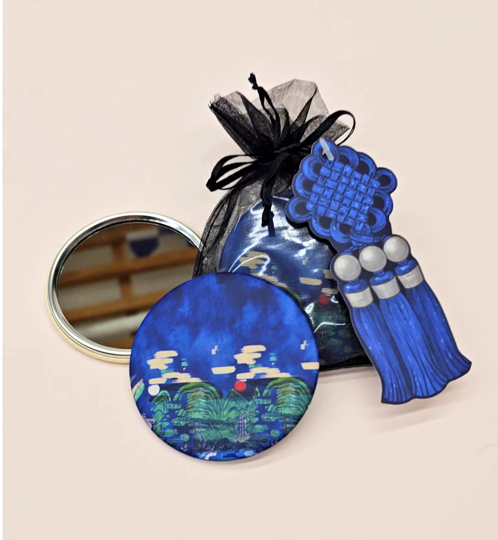 accessories blue color image-S1L25