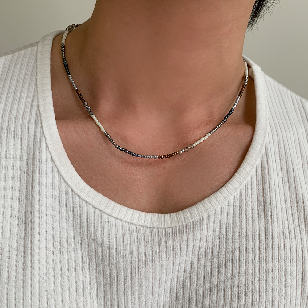 Trendy circle bead necklace