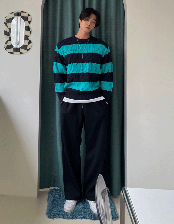 AO wide striped knit
