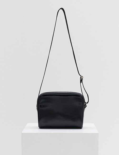 cube bag (black)