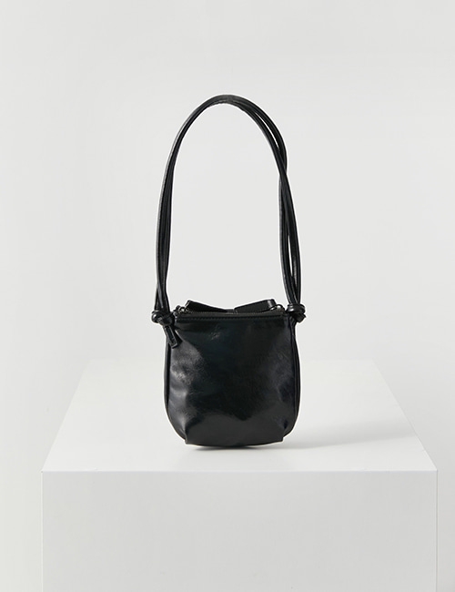 [재입고] mini layered bag (crinkle black)